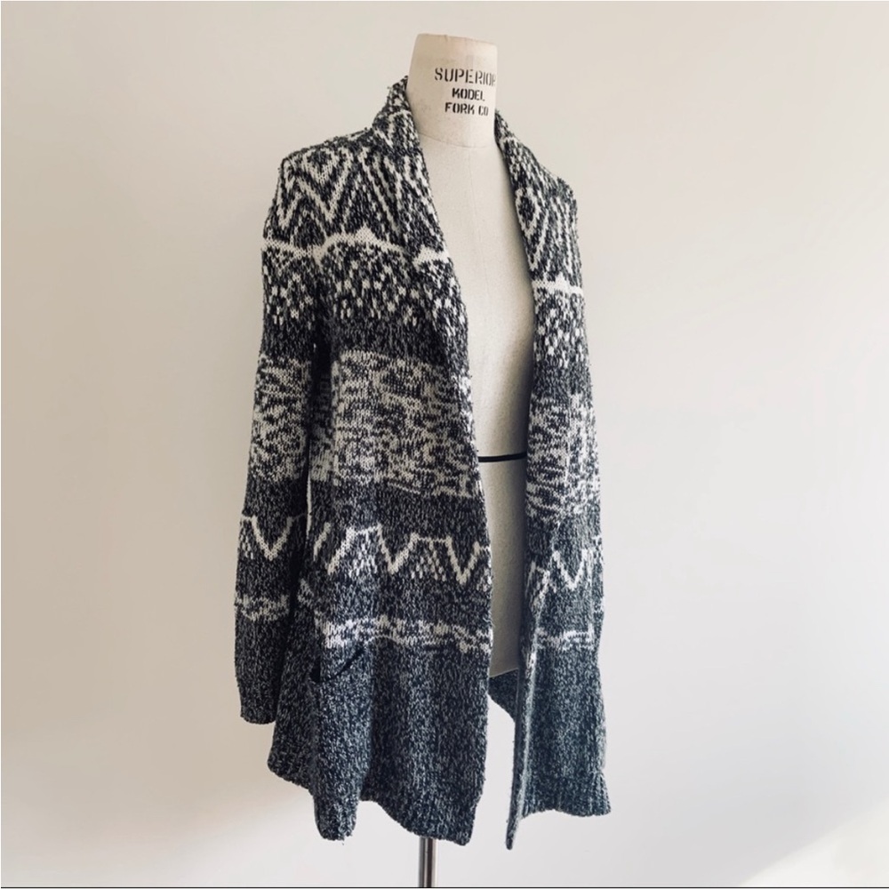 A Pea in The Pod Fair Isle Cardigan - Maternity Postpartum Oversized Sweater